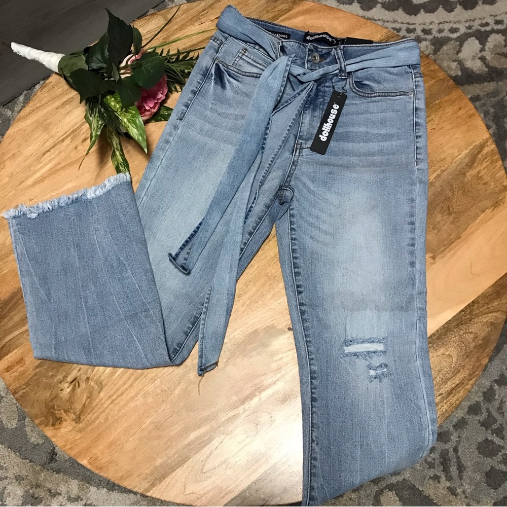 Dollhouse high waist kickboot jeans